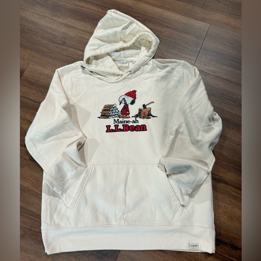 LL Bean “Maine-Ah” Snoopy Sweatshirt